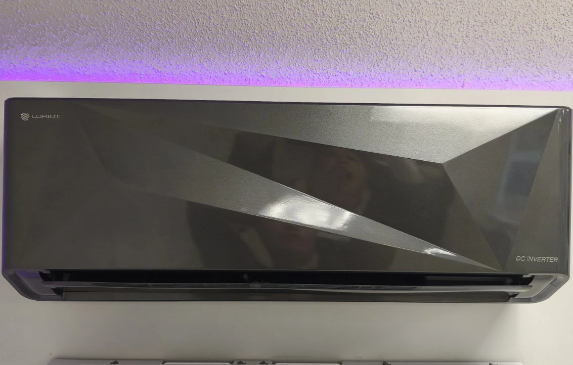 Черный кондиционер Loriot